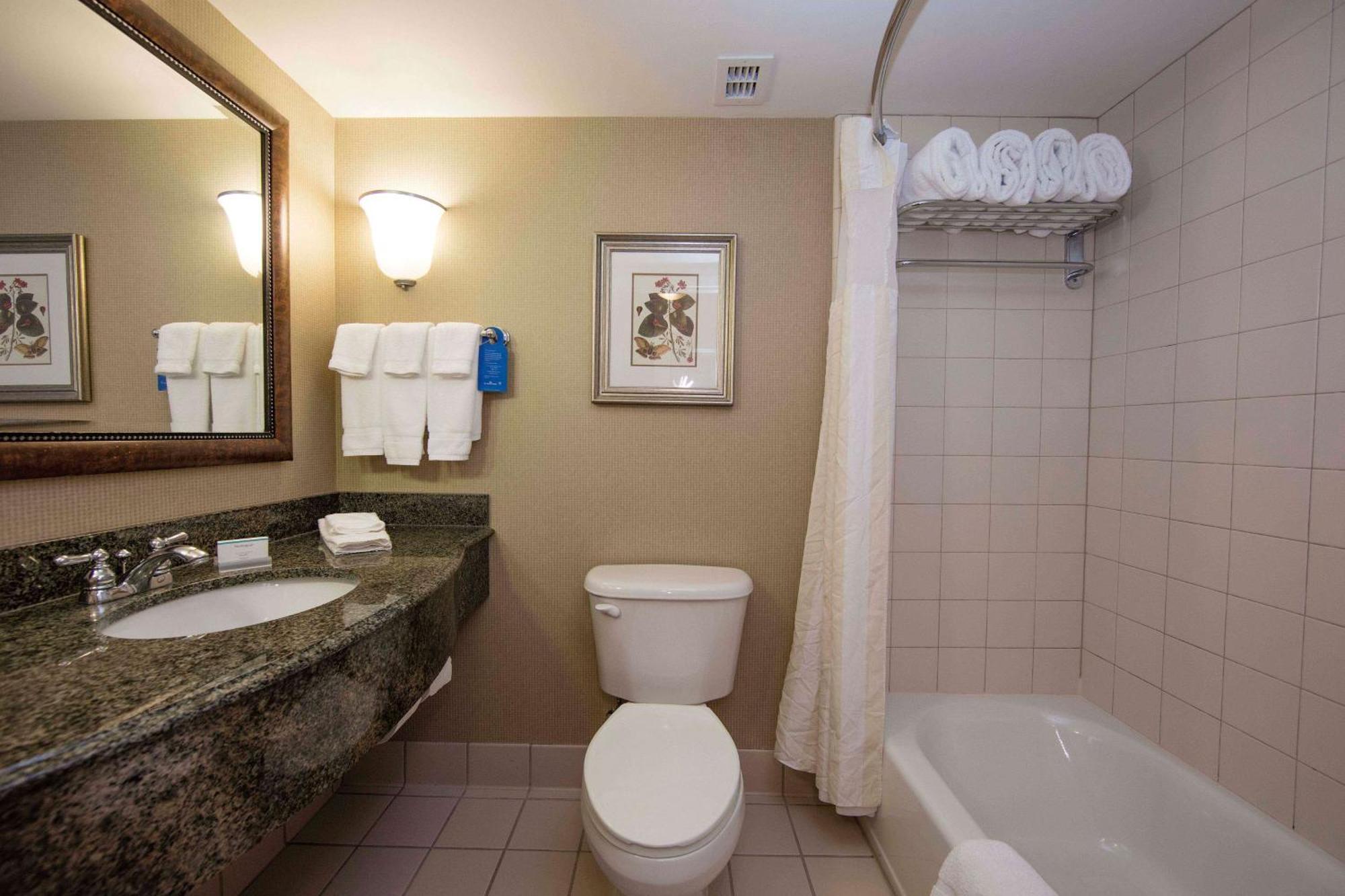 Courtyard By Marriott Athens Downtown Hotel Bagian luar foto