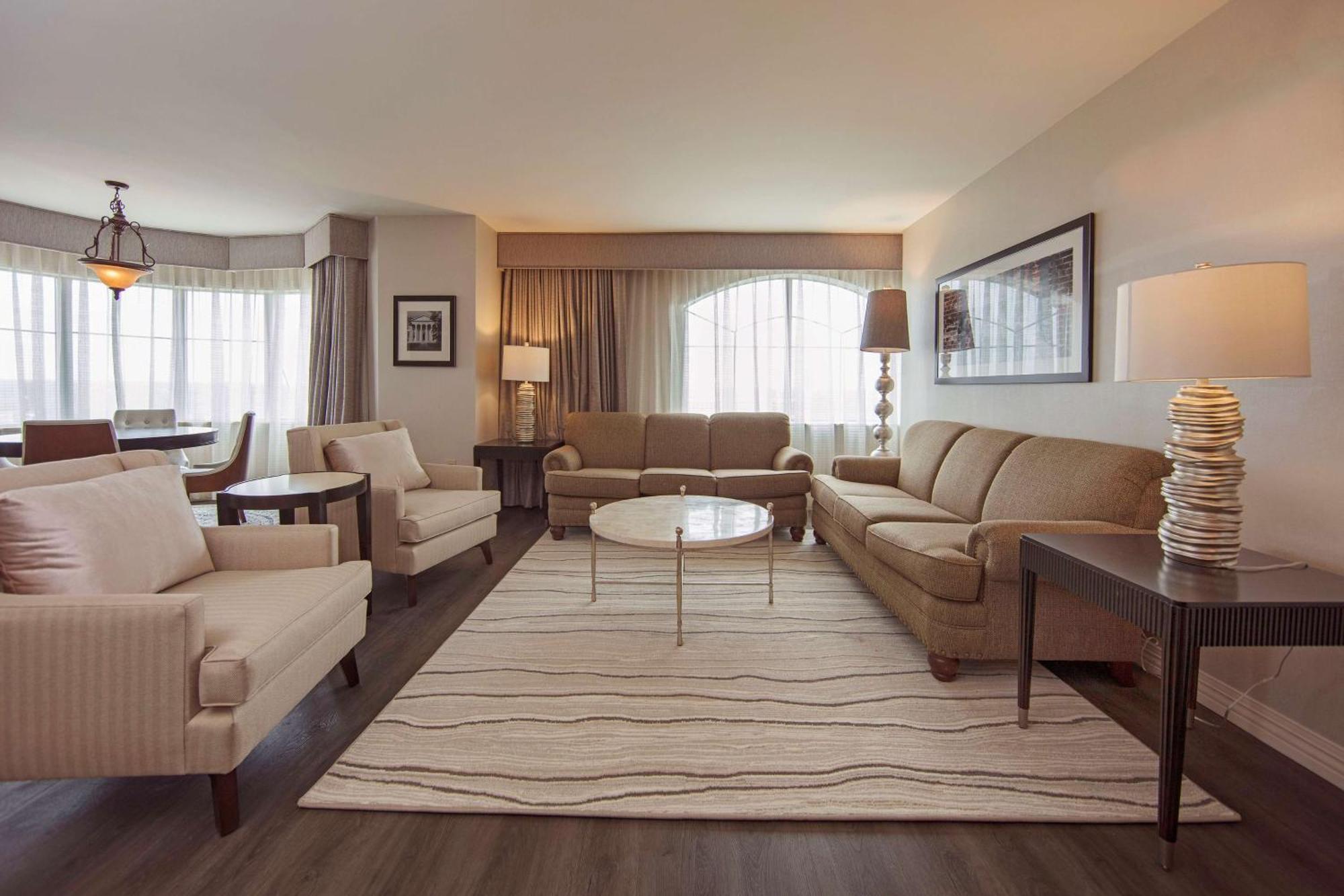 Courtyard By Marriott Athens Downtown Hotel Bagian luar foto