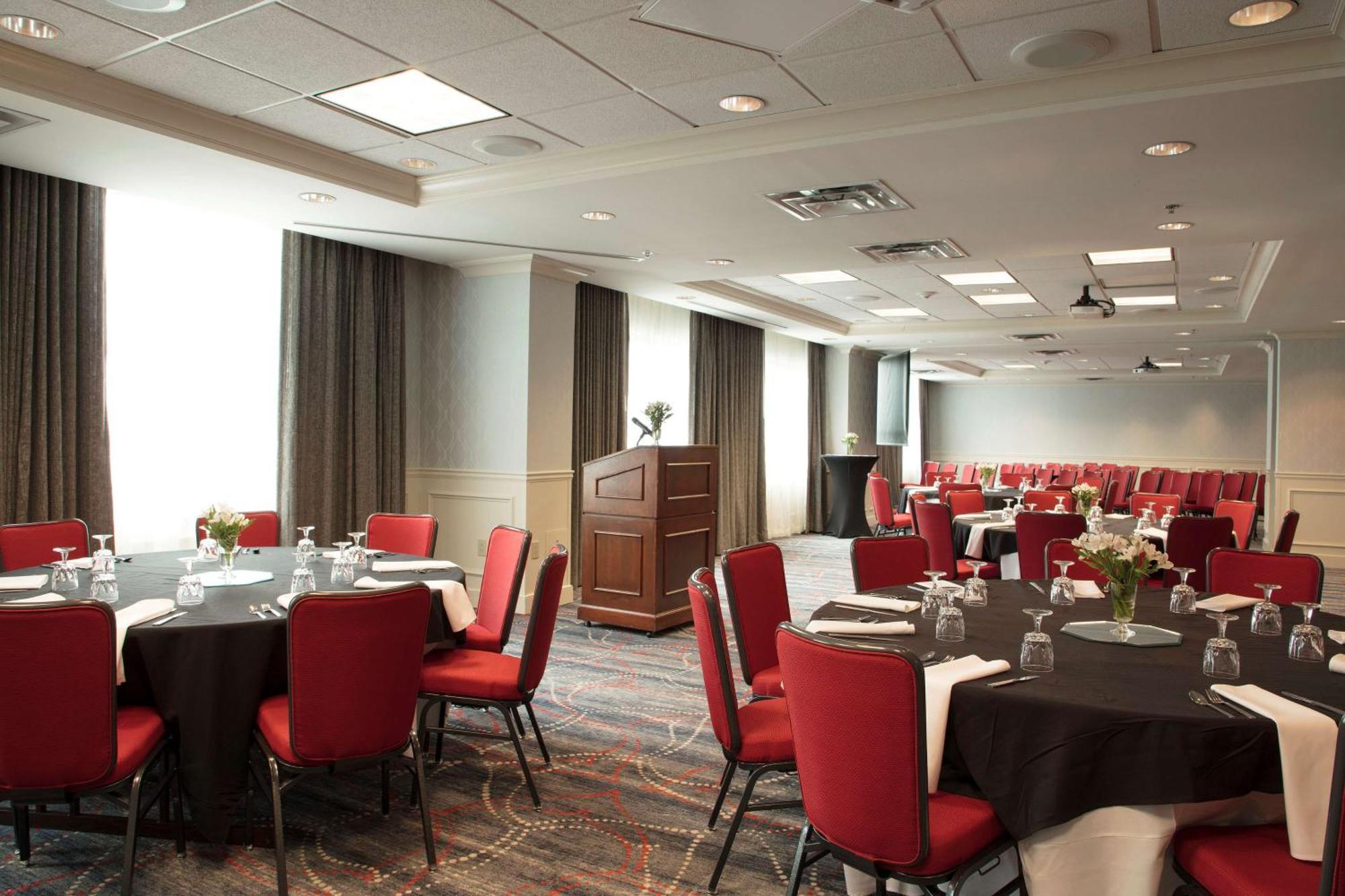 Courtyard By Marriott Athens Downtown Hotel Bagian luar foto