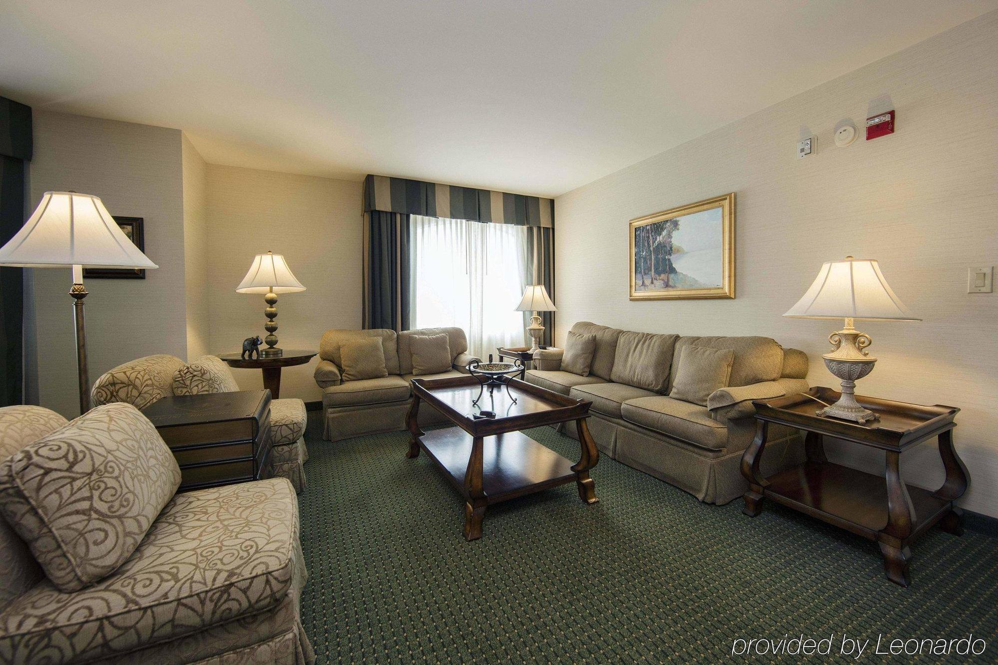 Courtyard By Marriott Athens Downtown Hotel Bagian luar foto