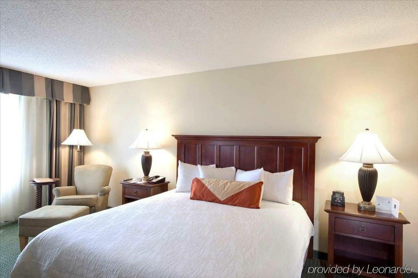 Courtyard By Marriott Athens Downtown Hotel Bagian luar foto