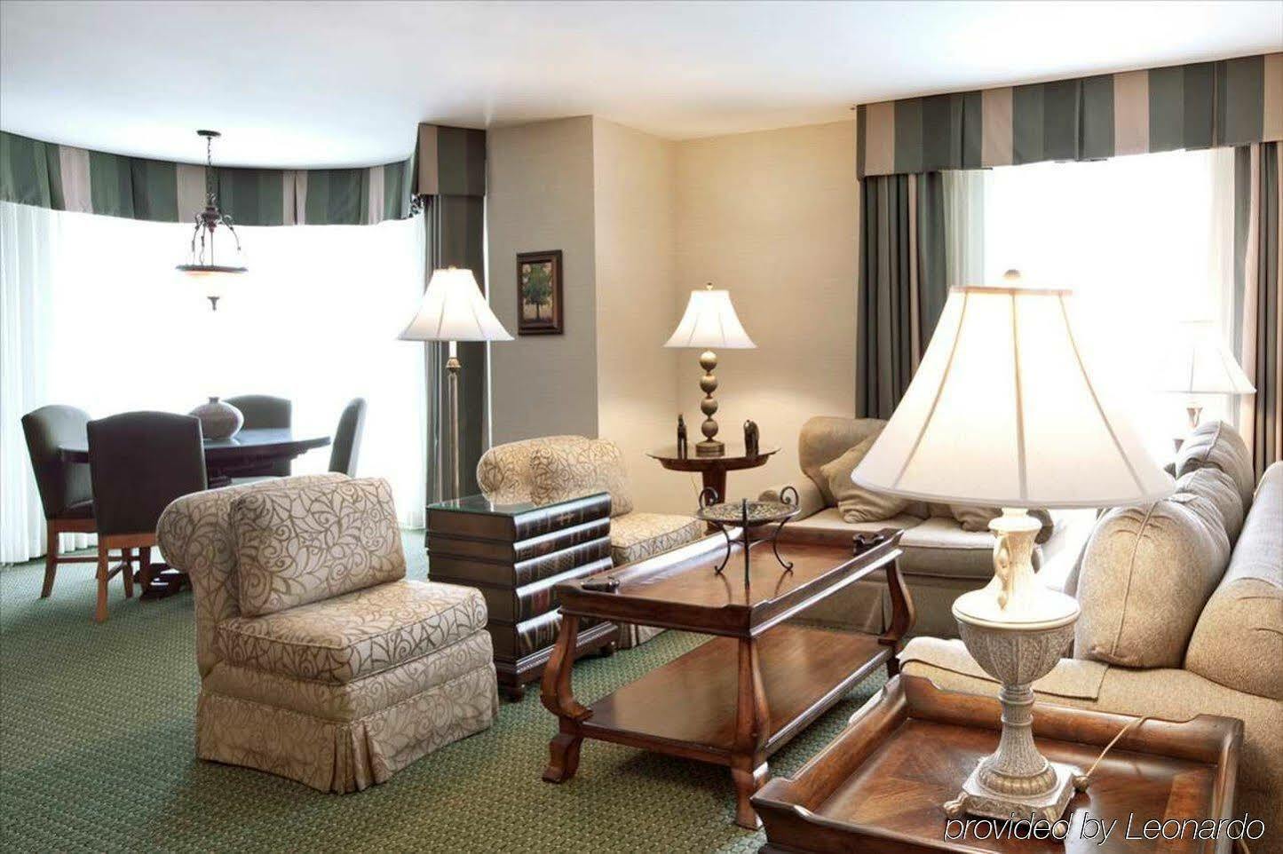 Courtyard By Marriott Athens Downtown Hotel Bagian luar foto